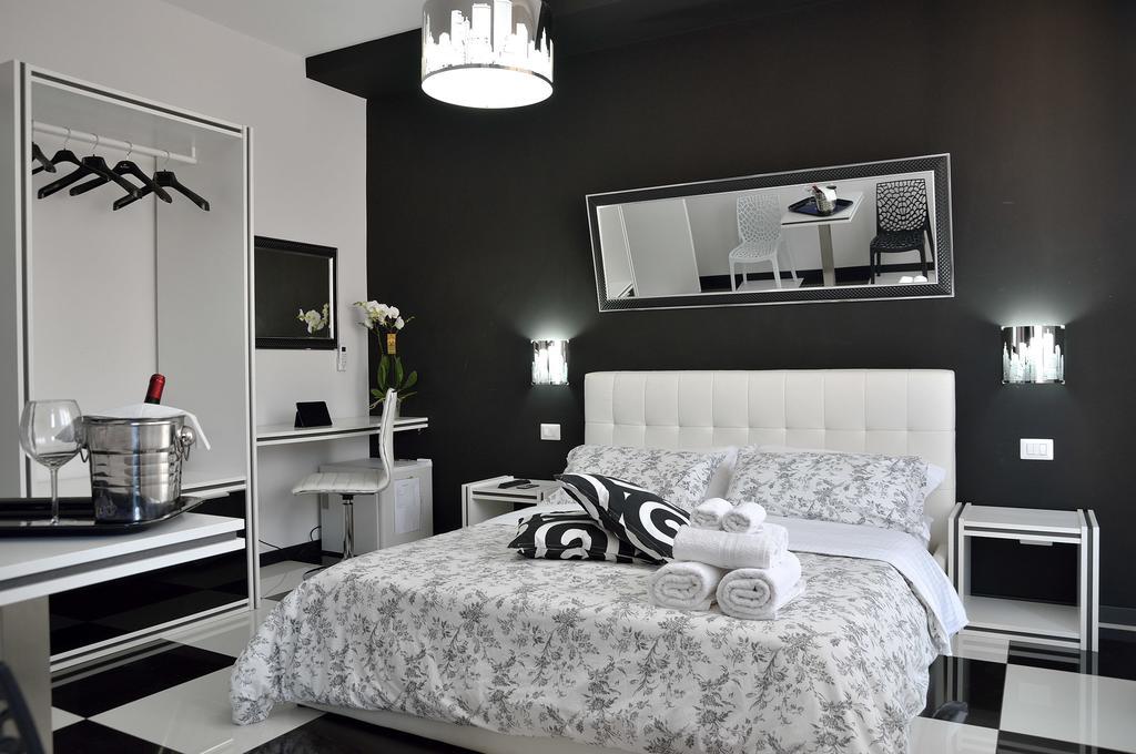 Black & White G&G Rom Rum bild